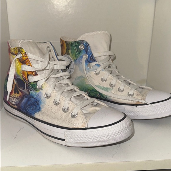Skull and Roses Converse Sneakers - Picture 1 of 7